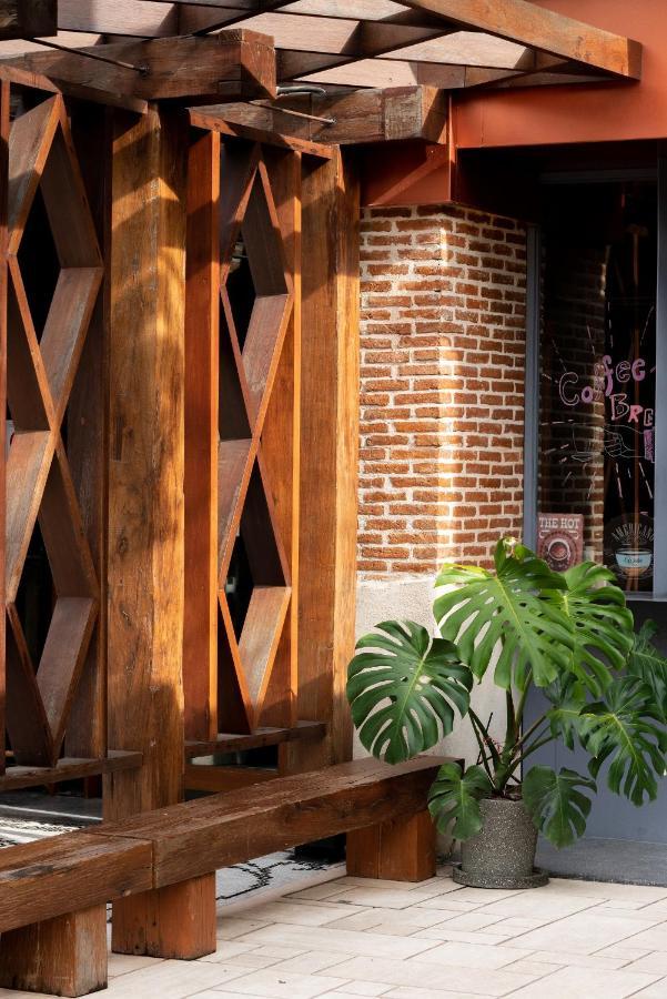 Sanae' Oldtown Hotel Chiang Mai Buitenkant foto